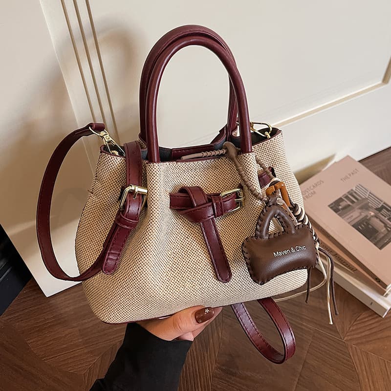 Fashionable Vintage Matte Finish Bucket Bag Niche Design Color-Block Handbag Trendy Chic Commuter Crossbody Bag