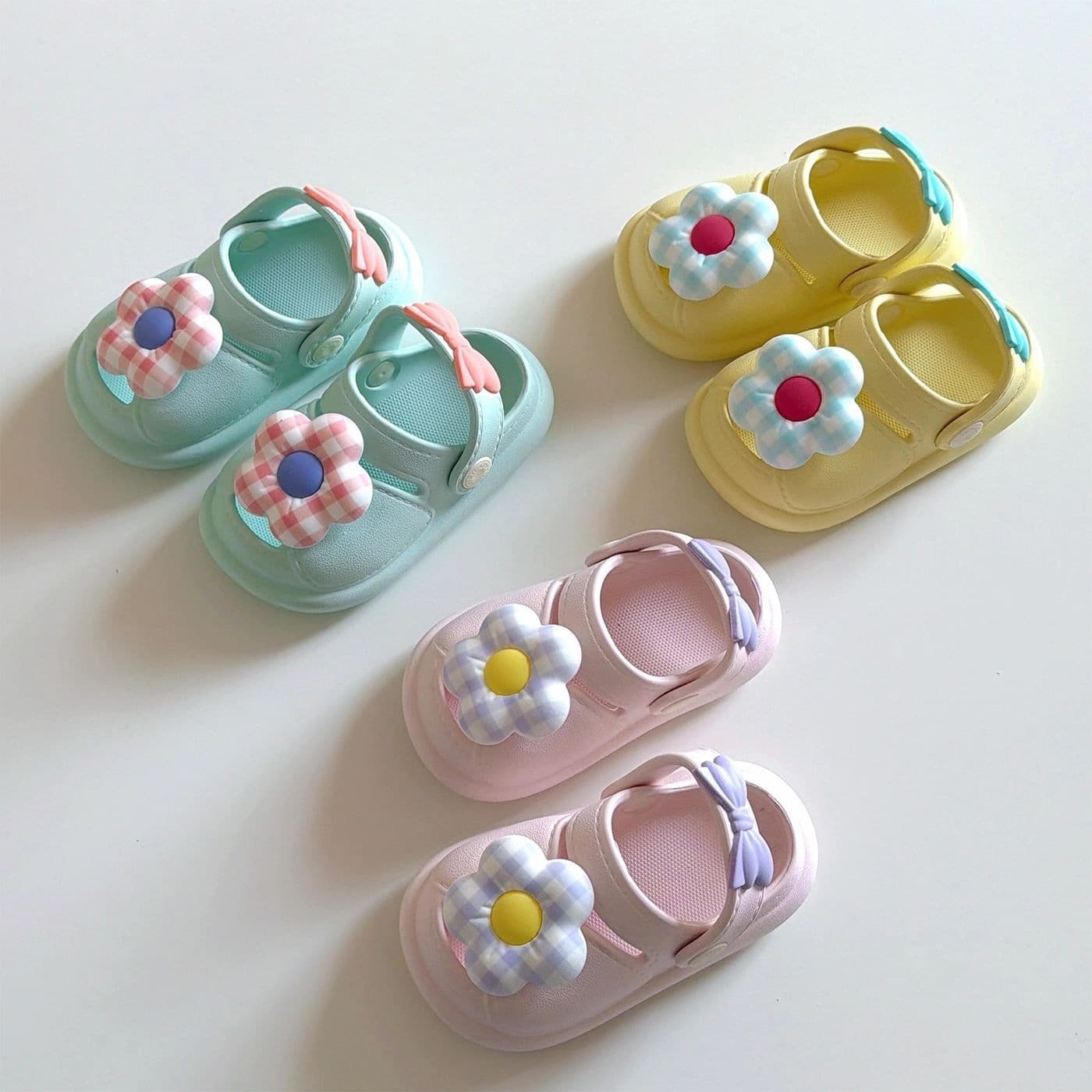 Girls' Croc Shoes Children's Slippers Summer New Indoor Toddler Girls Bath Sandals Cute Slippers