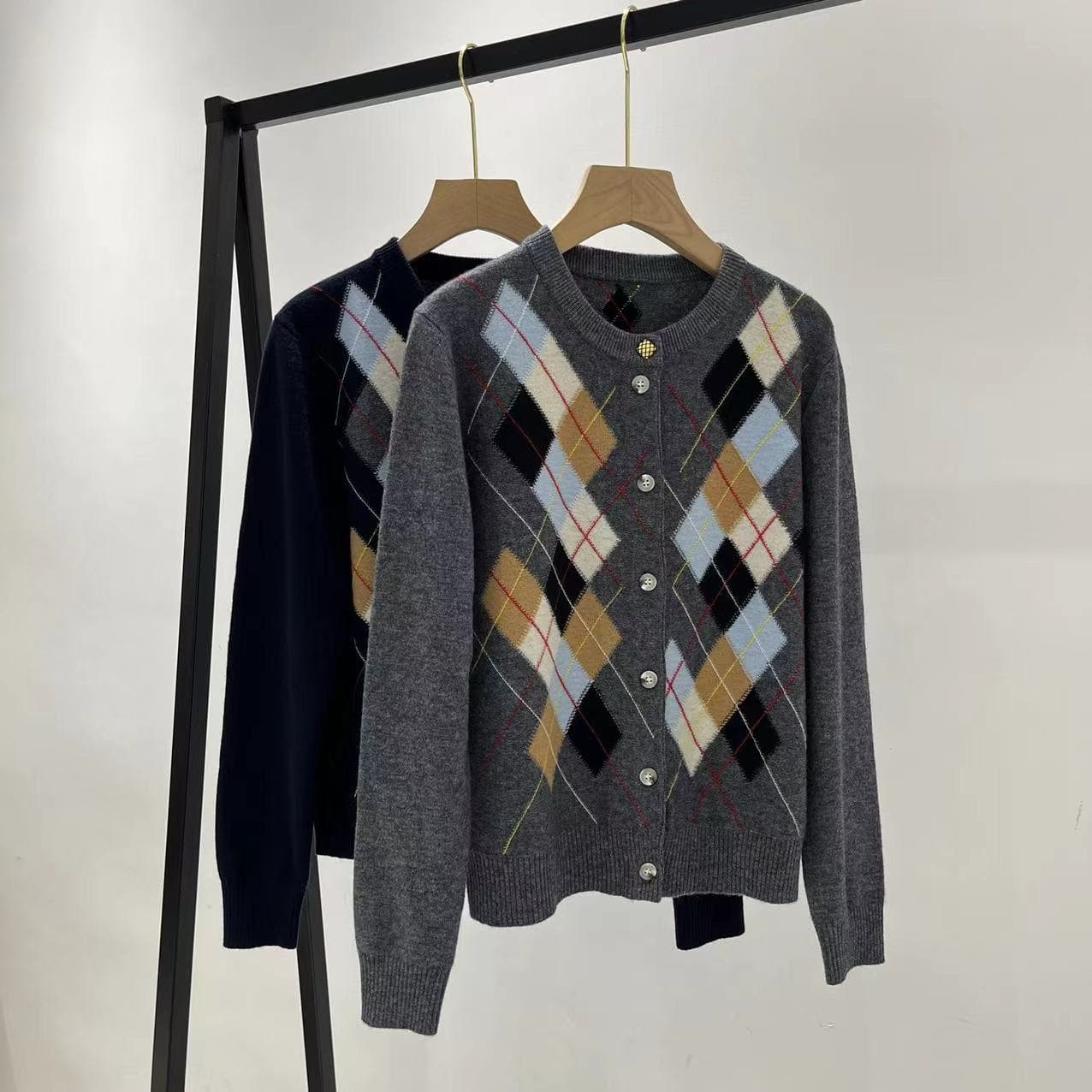 Scottish Argyle Wool Knitted Cardigan ~ Classic British Academic Style Round Neck Sweater Coat for Autumn/Winter 2025