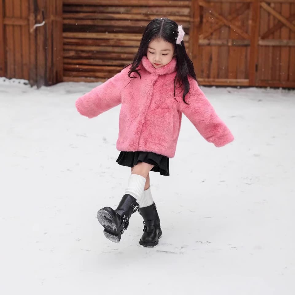 Girls' Fur Integrated Imitation Mink Plush Eco-friendly Fur Coat Stand Collar Girls' Thickened Short Style Children's Fuzzy Winter Wear