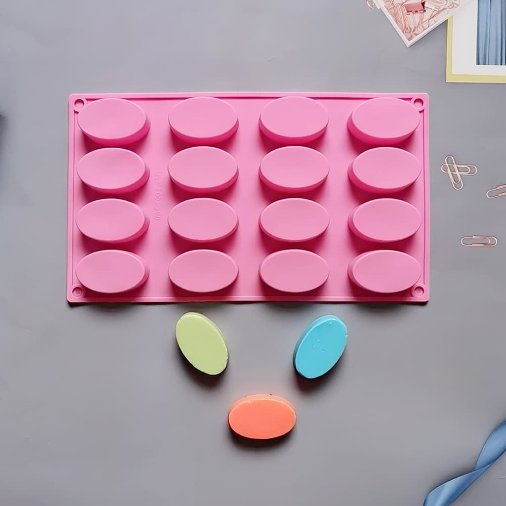 16-Cavity Oval Cake 574 Chocolate Silicone Mold for Candy, Pudding Dessert Baking Utensil