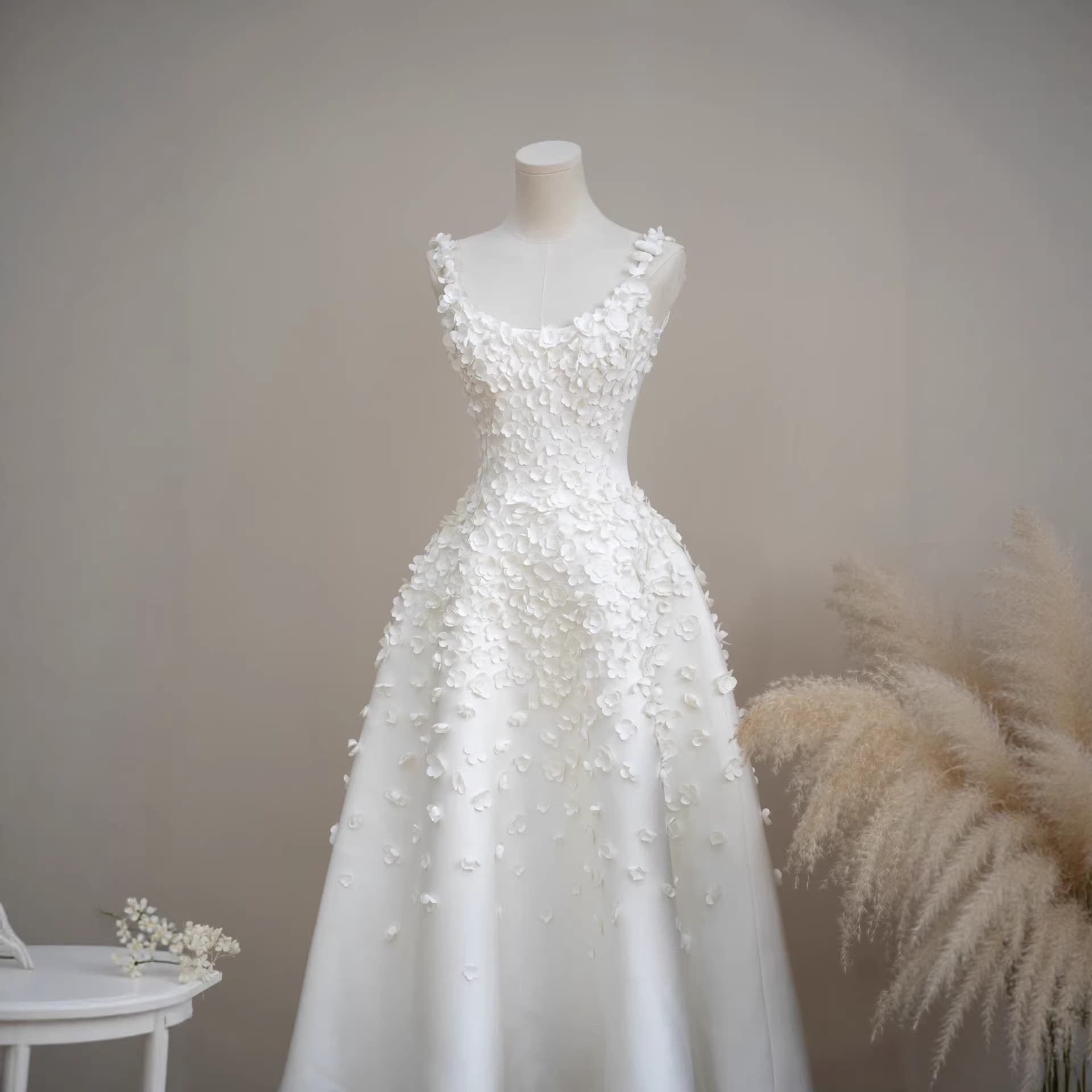 Wedding Dress French 3D Floral Satin Going-Away Dress Multi-Purpose Light Wedding Gown for Bride Civil Ceremony and Engagement
