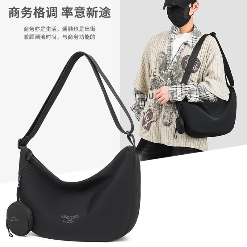 Large capacity casual simple shoulder bag men's cross-border new versatile trendy messenger bag washed cloth fashionable dumpling bag