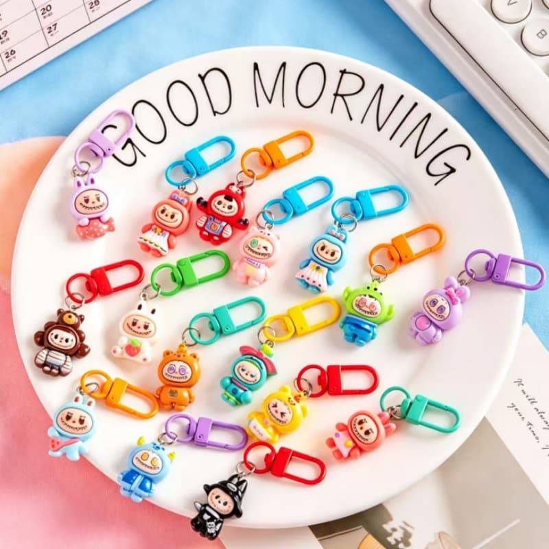 Labubu keychain, children's schoolbag pendant, student prizes, birthday souvenirs, small gifts for the whole class, creative toys