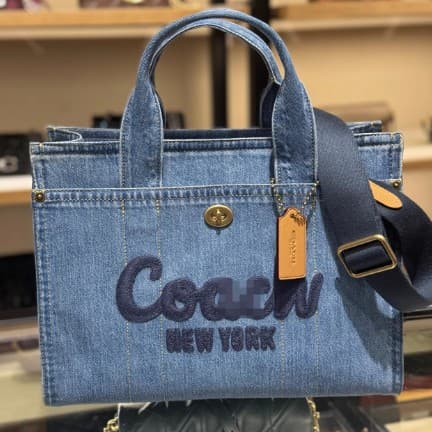 Coco's 2025 New Outlet Cargo Denim Tote Bag, Large Capacity, Handheld, Crossbody, Versatile Women's Bag