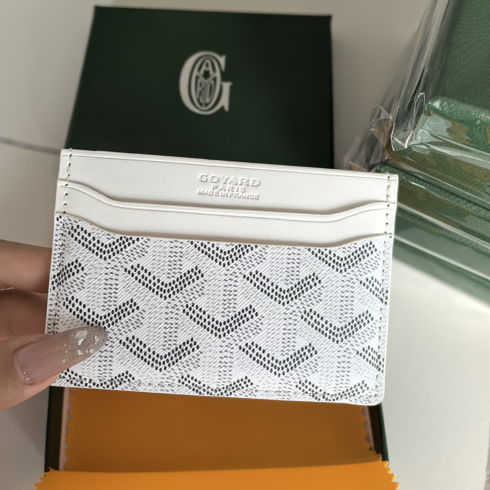 Goyard Card Holder - Stylish Men's and Women's Multi-Functional Card Case for Commuting, Versatile Small Wallet
