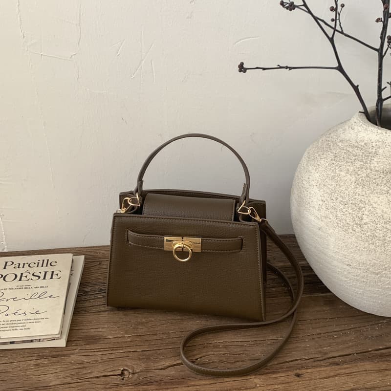 Fashionable Lock Mini Square Bag New Handbag Mini Maillard Kelly Bag Premium Niche Handbag Crossbody Bag