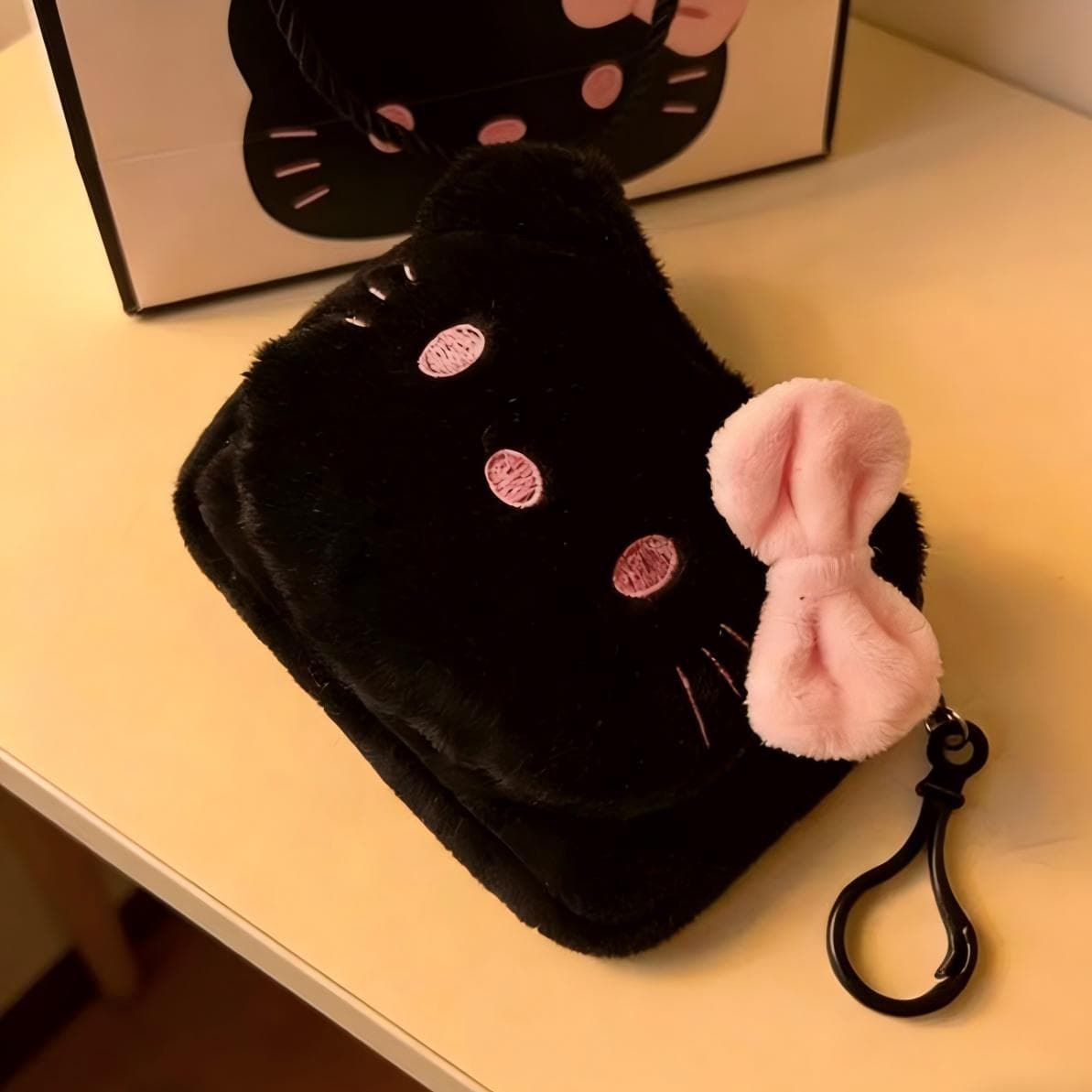 HelloKitty Cute Cool Kitty Cat Coin Purse Earphone Bag Pendant Storage Bag Zipper Bag Pink Black Cat