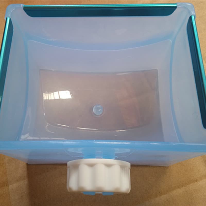 Pet Automatic Feeder Guinea Pig Food Bowl Rabbit Food Box Feed Fixed Rabbit Food Bowl Supplies Squirrel Feeder Hay Rack