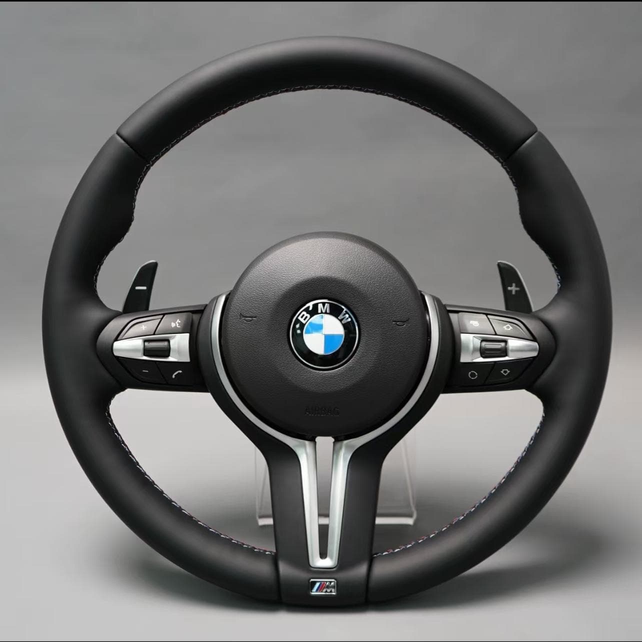 Applicable to BMW old models 1, 2, 3, 4, 5, 6, 7 Series X1 X2 X3 X4 X5 X6 modified M3 M5 E chassis steering wheel assembly