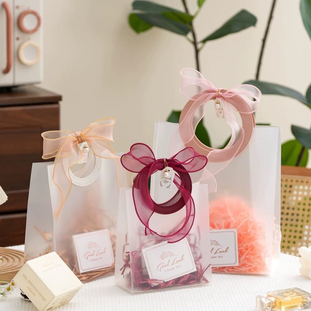 PP Frosted Gift Bag, Plastic Transparent Christmas Tote Bag, Birthday Gift Wrapping Bag, Wedding Favor Bag
