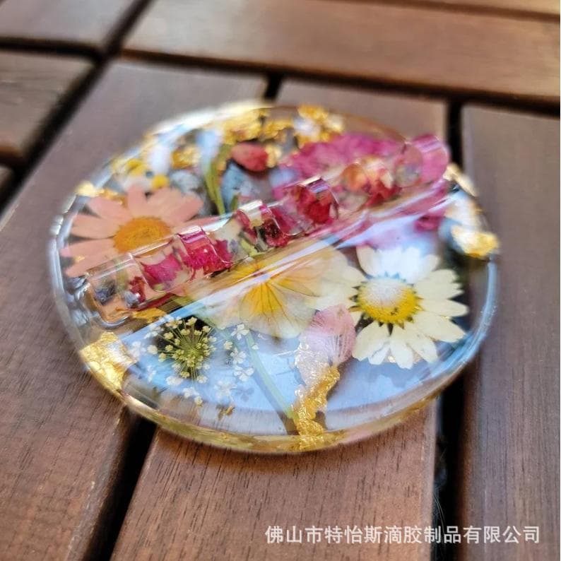 Original design new real and dried flower pen holder/storage rack, epoxy resin gold foil pen holder, home stationery.