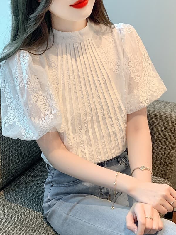 In Stock Real Shot 2025 Summer New Korean Style Versatile Round Neck Lantern Sleeve Short Sleeve Lace Top for Women