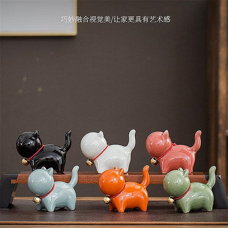Yizi Cute Bell Cat Tea Pet Figurine with Ceramic Cat Cover (Palace Museum Cat Cultural and Creative Ornament, Pencil Holder)