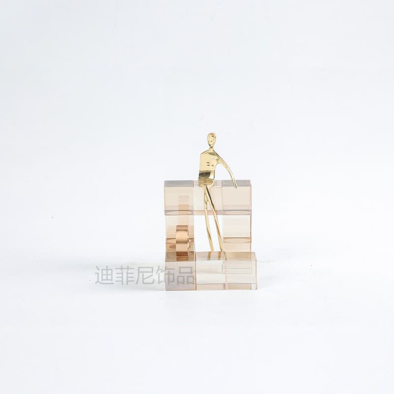 Modern Light Luxury Crystal Geometric Golden Figure Art Ornament Living Room Study Desktop Decoration