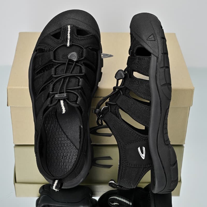 German Camel Men's Dynamic Hole Sandals Summer Outdoor Trekking Shoes Casual Hiking Toe-Covered Beach Shoes