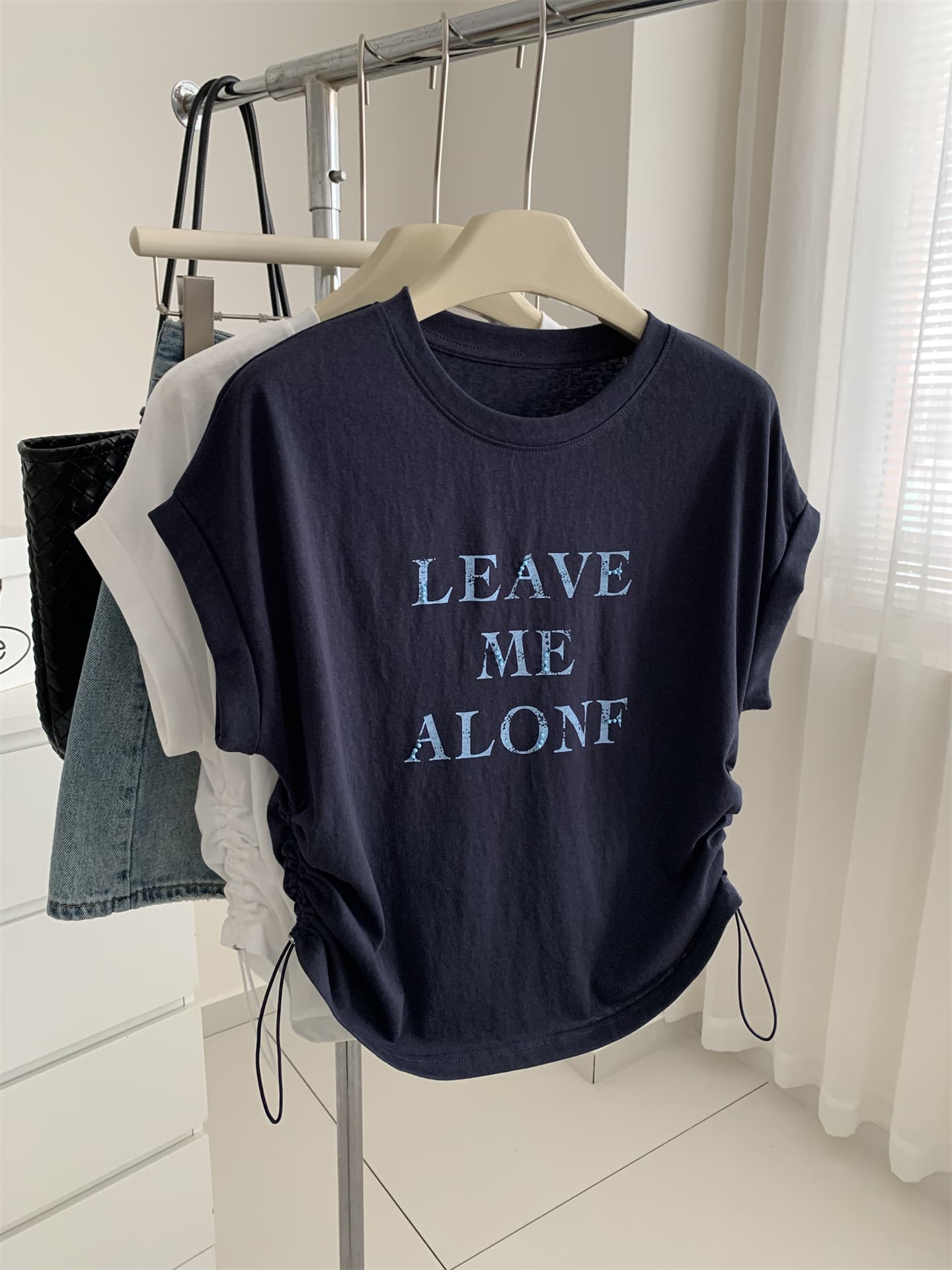 Designed with a Sense of Style, American Retro Letter Beaded Flutter Sleeve T-Shirt for Women, Drawstring Short Slim-Fit Top, Summer Short-Sleeve Top
