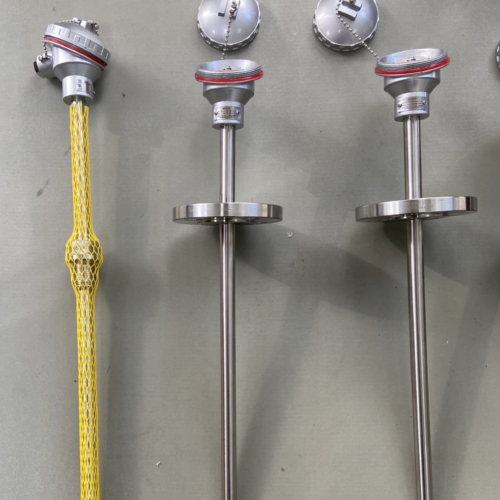 Armored Thermocouple PT100, K-Type Explosion-proof 4-20mA Remote Transmission Temperature Sensor