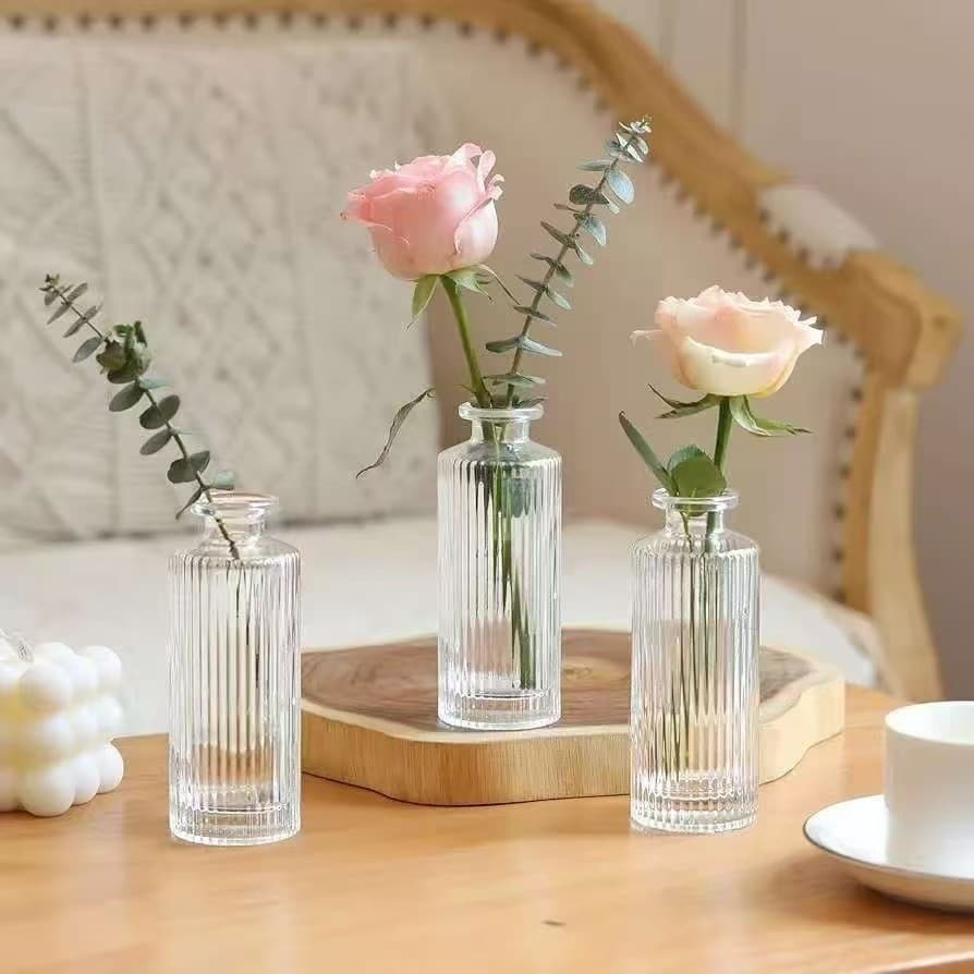 Amazon 3-Piece Set Glass Small Vase Round Vertical Decorative Aromatherapy Carved Aromatherapy Ornament Transparent Diffuser Bottle