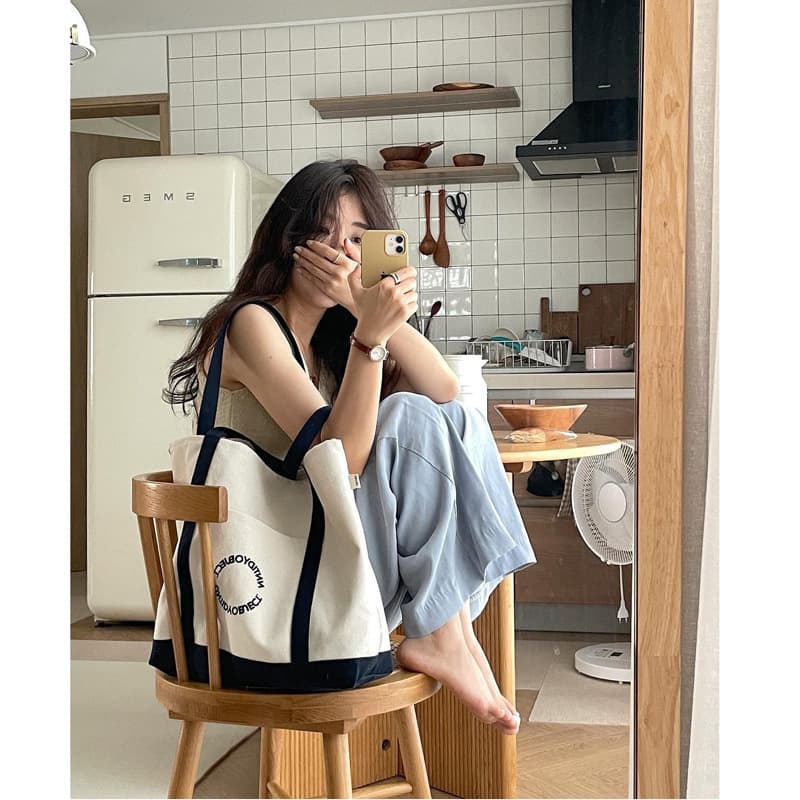 Canvas Bags for Women, Large Capacity Hot Seller, 2023 New Zipper Student Tote Bag, Versatile Tote Bag for Commuting