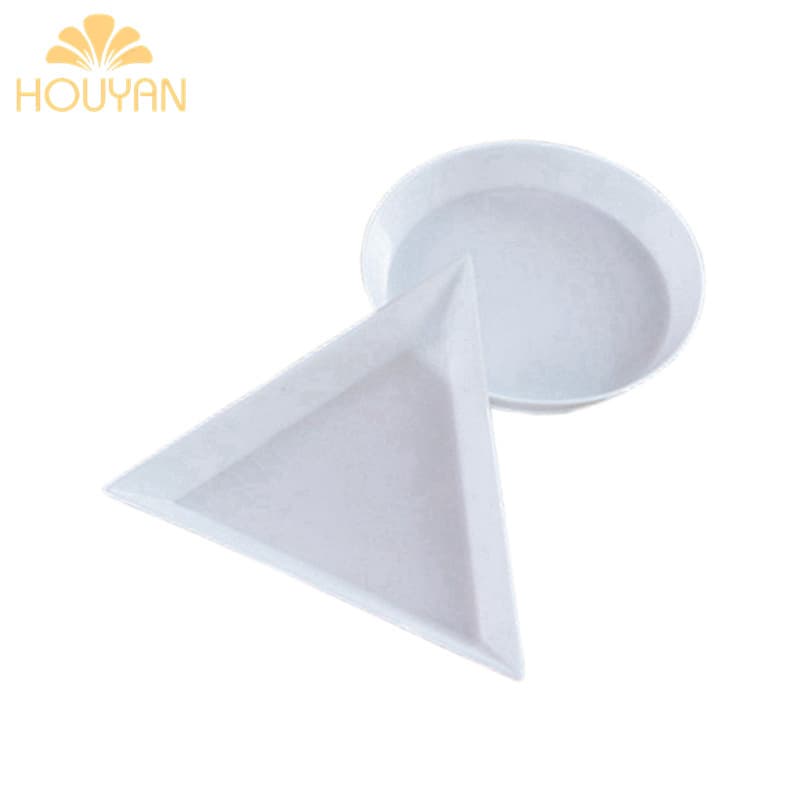 Nail art accessories triangular disc, diamond accessories, round triangular nail art tool, diamond disc, triangular measuring bead disc