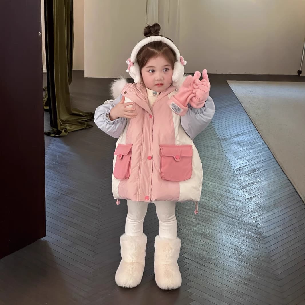 [In Stock] Children's Down Jacket 2025 Winter New Korean Style Color-Block Hooded with Fur Collar 90% White Duck Down