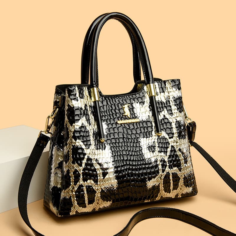 Fashionable Crocodile Pattern Soft Leather Handbag 2023 New Textured Women's Bag Mom Crossbody Bag Versatile Printed Shoulder Bag