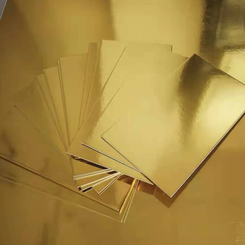 Vacuum packaging for steak, gold-plated seafood trays, and food-grade hollow board packaging in various colors.