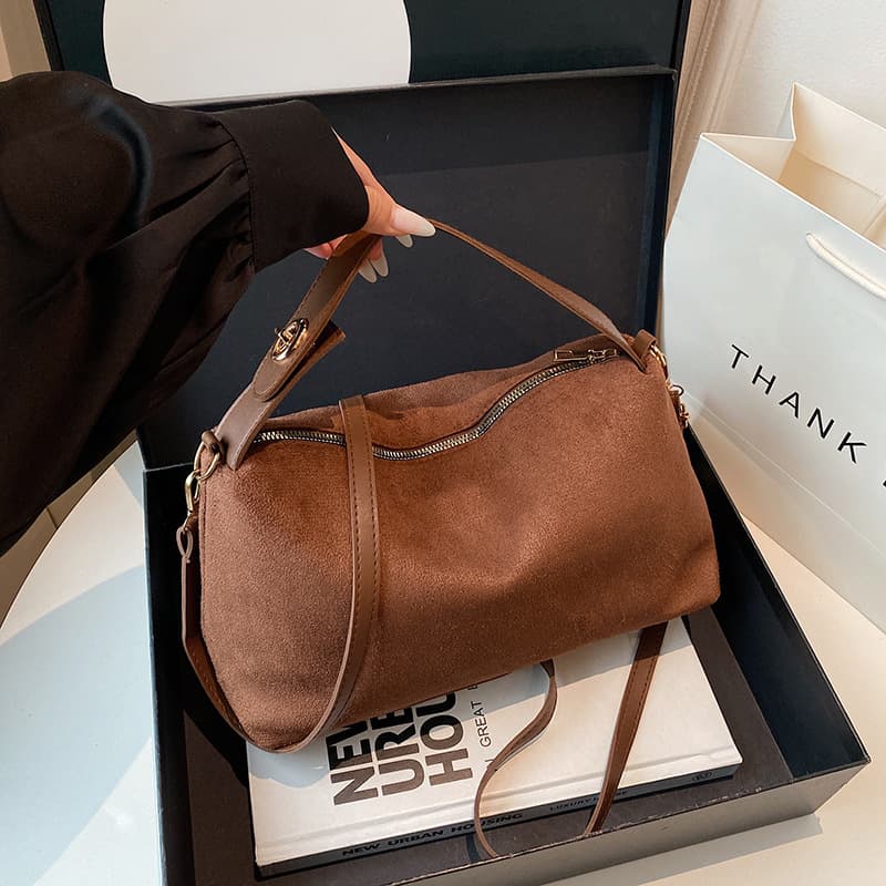 Vintage Matte Suede Handbag 2025 Fall/Winter New Trendy Shoulder Bag Underarm Bag Suede Crossbody Tote Bag