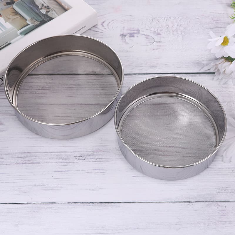 2 Yuan Store Baking Gadgets 15cm Stainless Steel Small Flour Sieve 2 Yuan Net Leakage Stall Supply