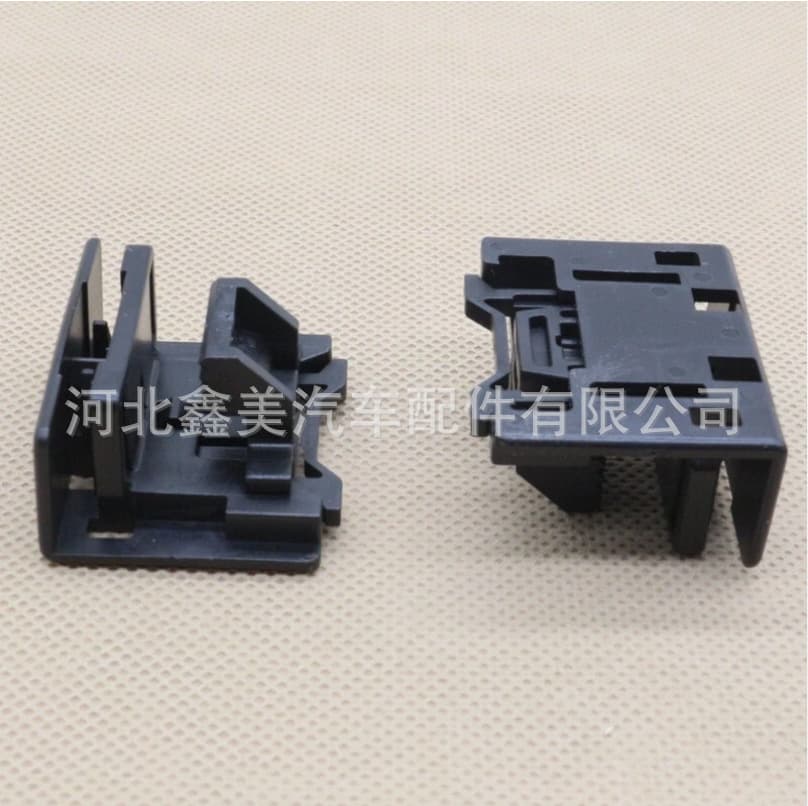 51711938940 Side Skirt Anti-Scratch Guard Retaining Clip for BMW E30 5 Series 3 Series Door Sill Clip