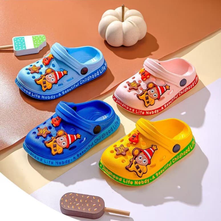 New EVA foreign trade cross-border e-commerce hot-selling fashion trend cute cartoon toddler slippers for small and middle-aged children 2378+16