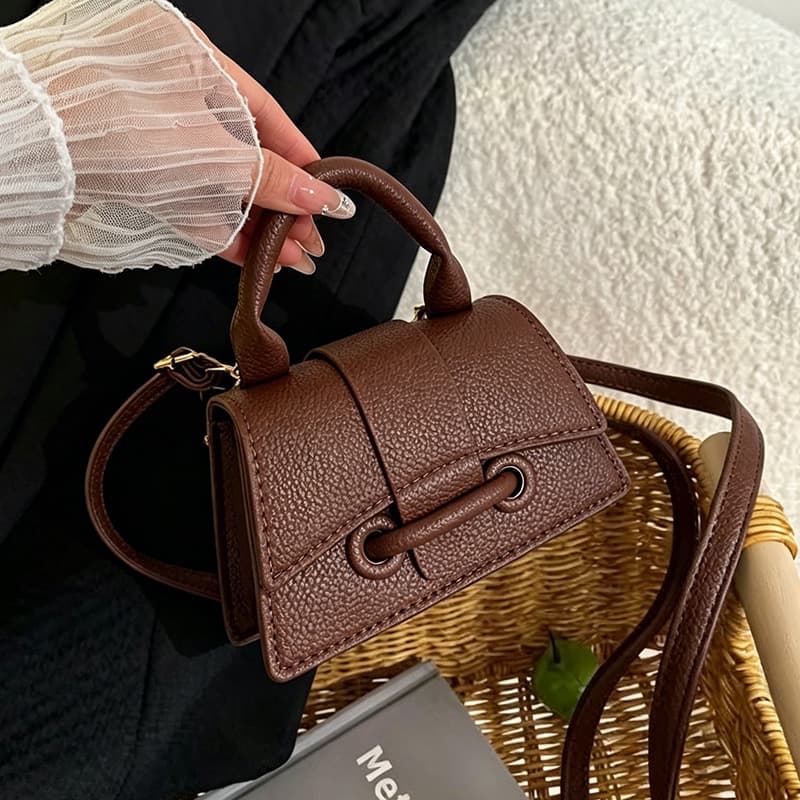 Solid color foreign style 2026 summer new fashion simple fashion drawstring casual autumn crossbody small square shoulder bag for women