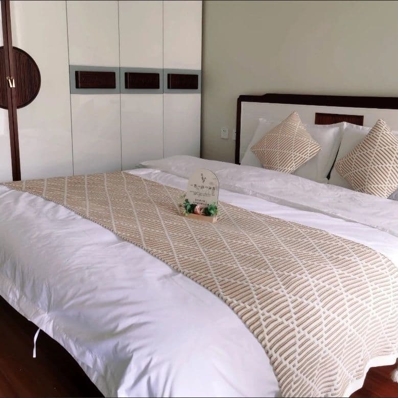 Cream-colored bed runner, trendy bed flag, knitted tassel, high-end hotel bed cover, minimalist style, modern Chinese style drape
