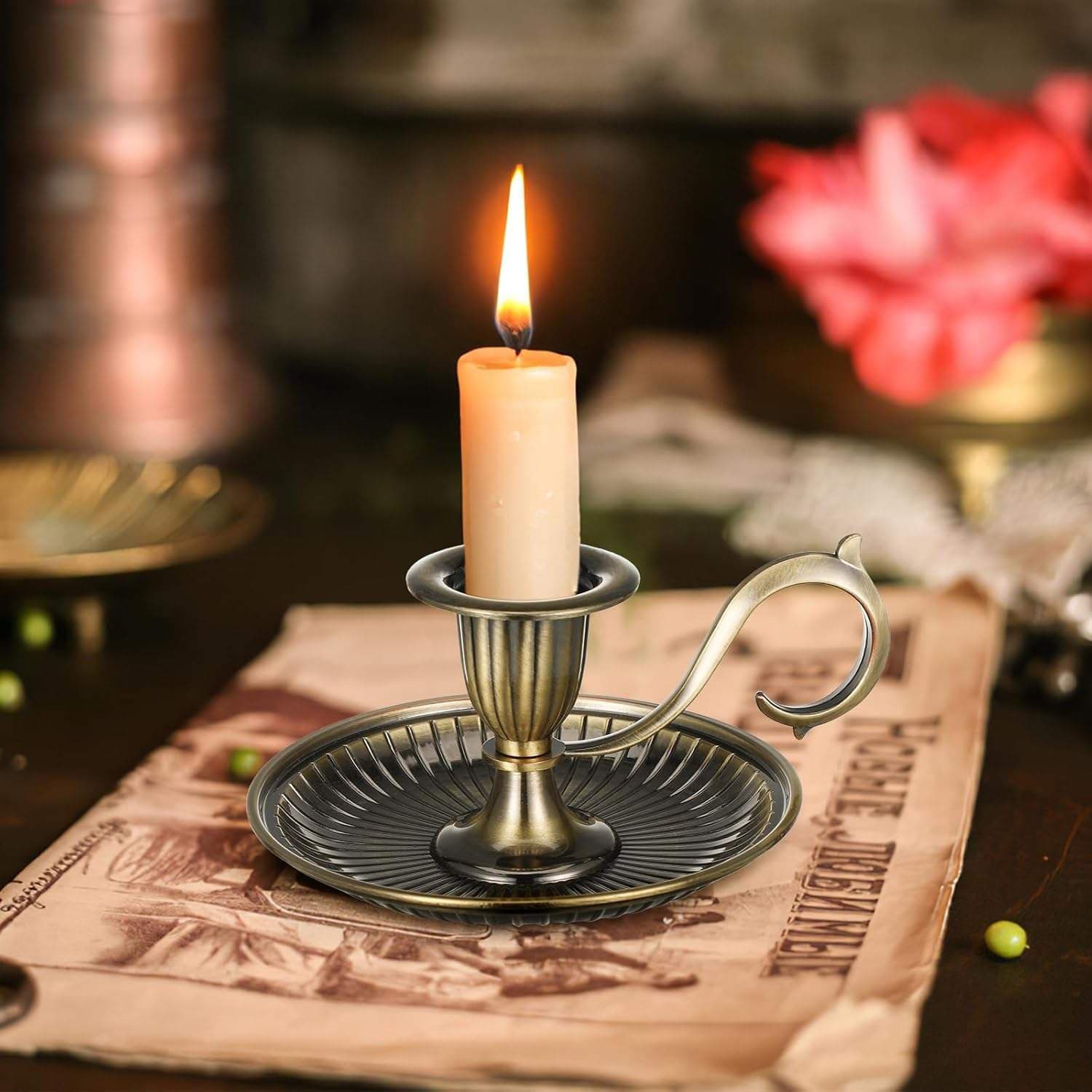 Cross-border European Handheld Candle Holder Decoration Wedding Arrangement Handheld Candle Cup Vintage Candle Base Wholesale