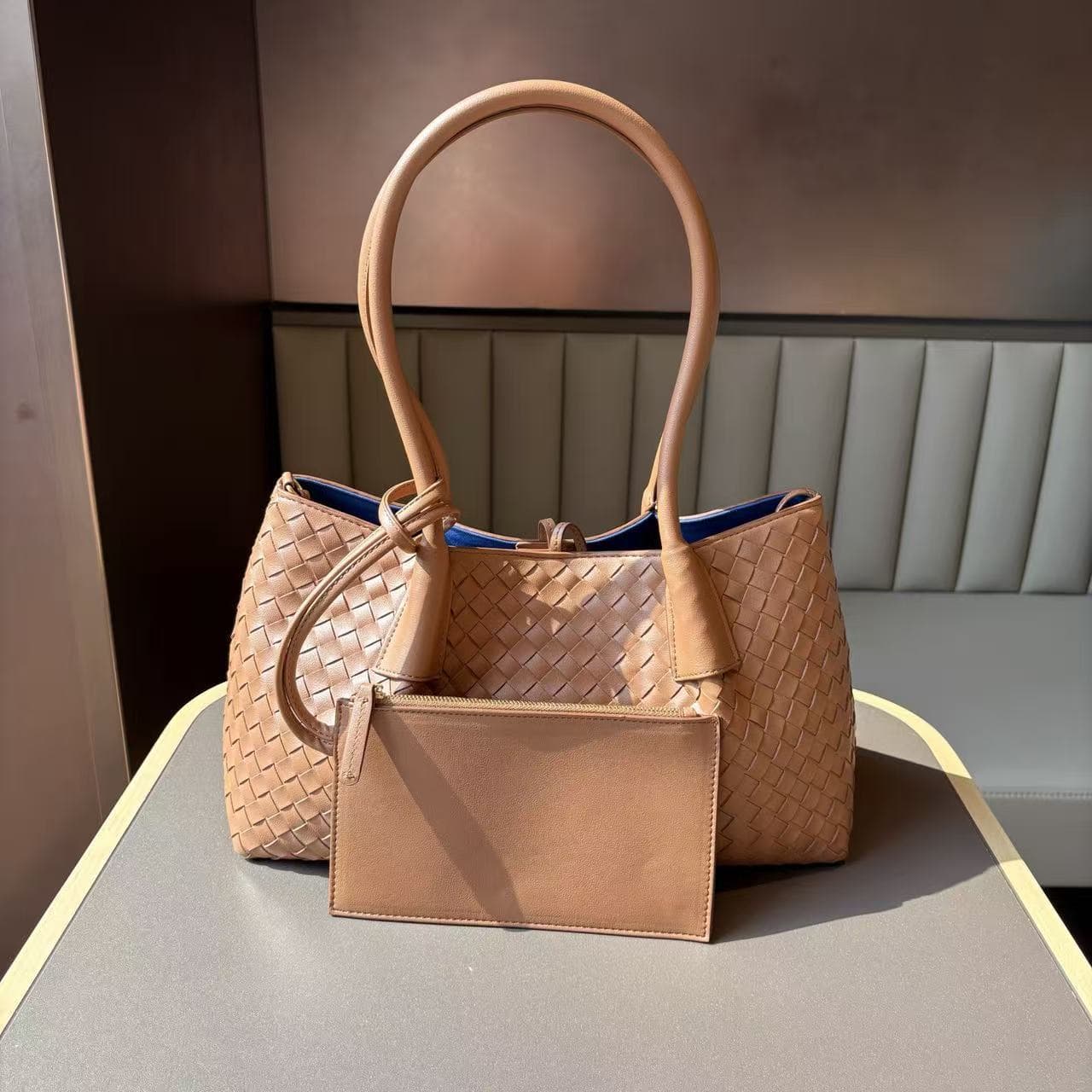 Genuine Leather Woven Women's Bag, Niche Underarm Bag, Large Capacity Commuter Versatile Shoulder Handbag Summer Commute