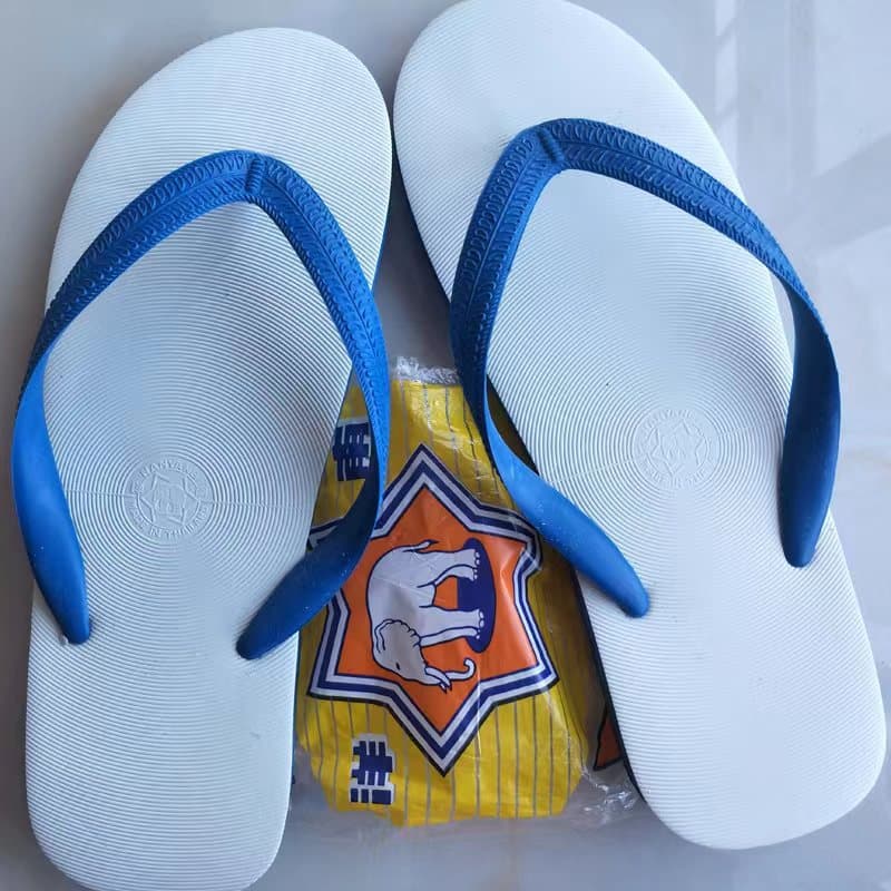 Thai Rubber Flip Flops for Men, New Fashion Outdoor Beach Sandals, Stylish Anti-Slip Rubber Thong Slippers for Women