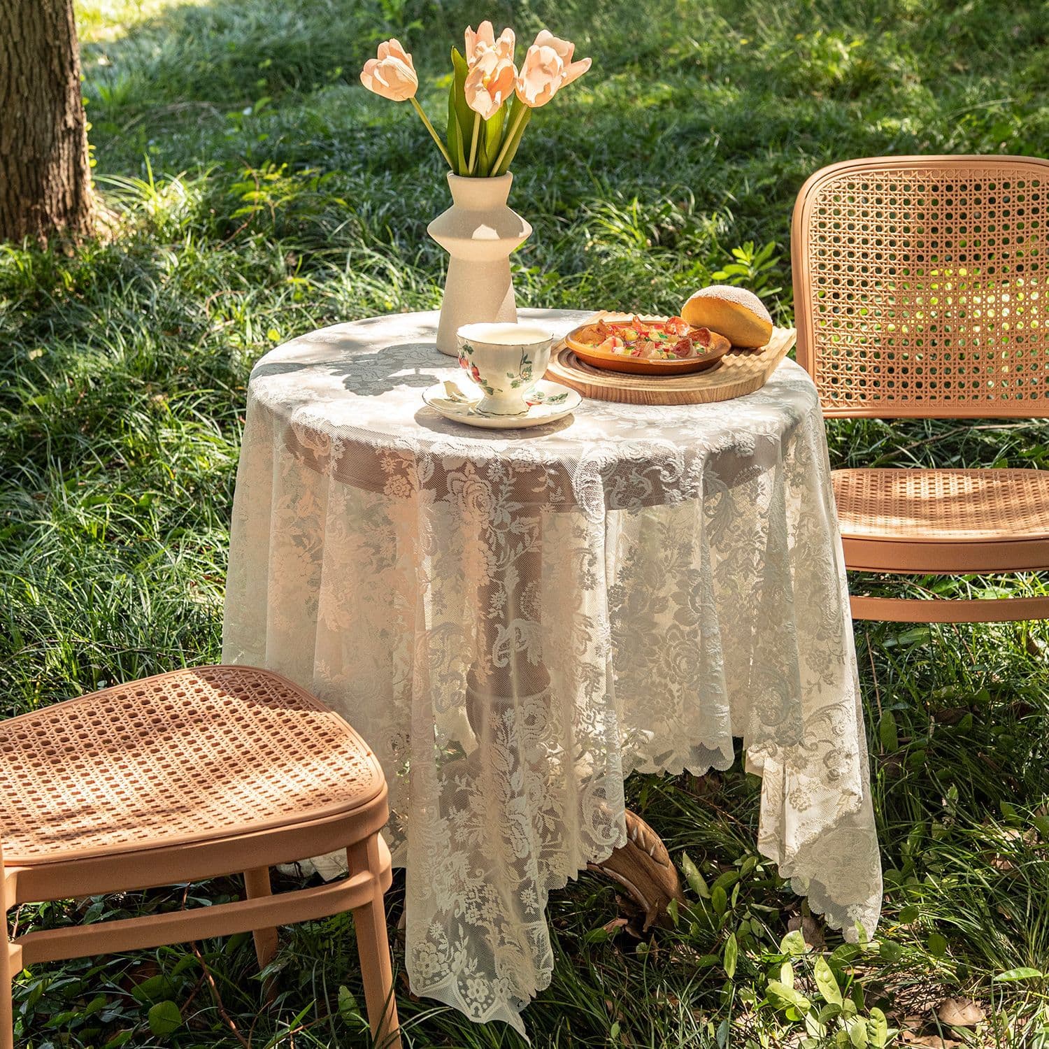 French small fresh pastoral style round table coffee table lace tablecloth atmosphere retro dining table tablecloth decoration wholesale