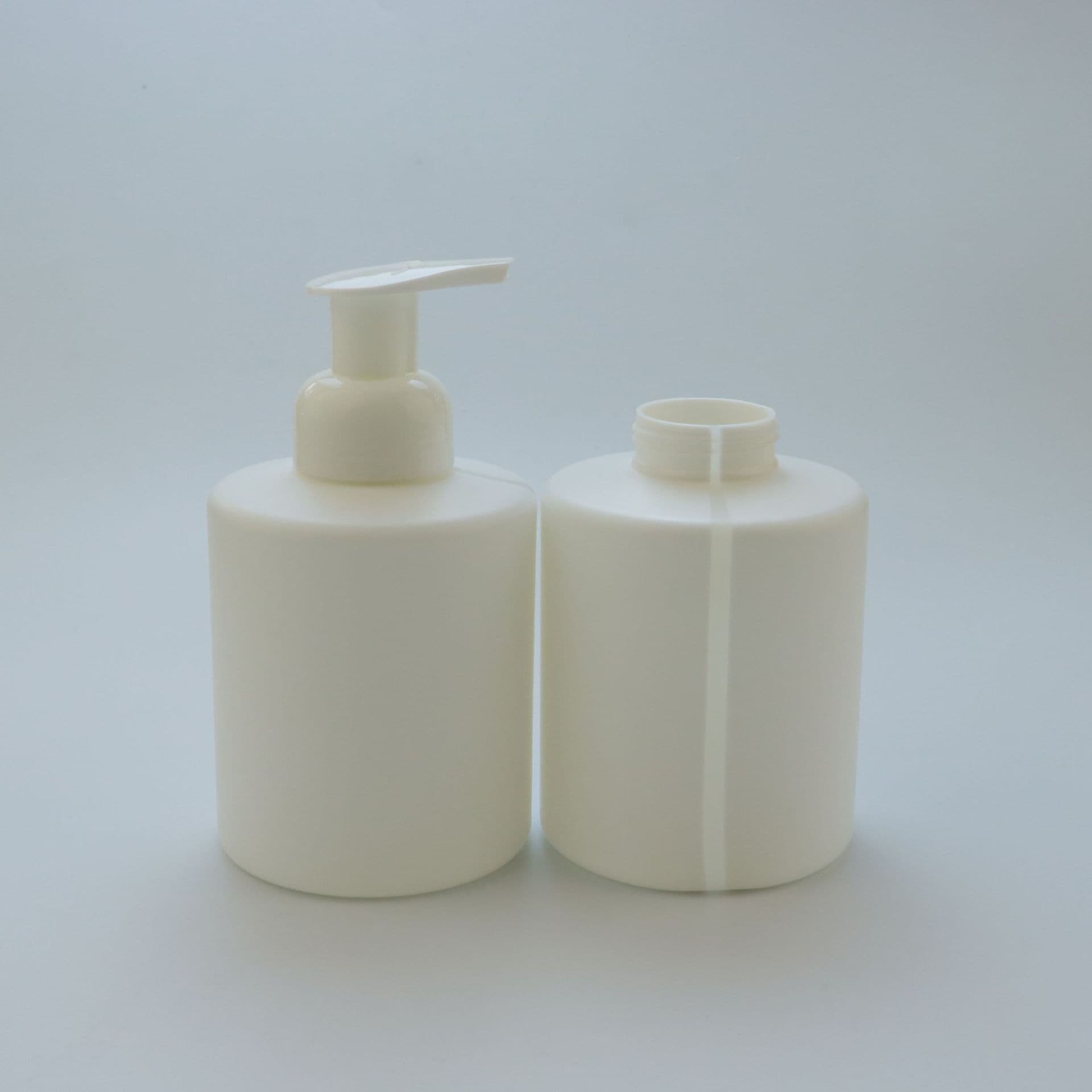580ml Shower Gel Shampoo Facial Cleanser Care Package Bottle Capacity Viewable HDPE Hand Sanitizer Gel Flat Shoulder