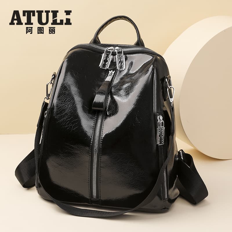 Niche Chain Double-Shoulder Bag, Chanel-Style Women's 2025 Simple Fresh Small Bag, High-End Fashion Travel Backpack