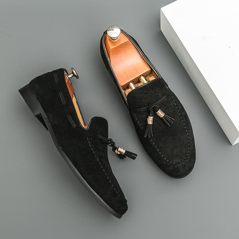 New Loafers Men Business Casual Daily Large Size British Style Loafer European American Trendy Tassel Shoes