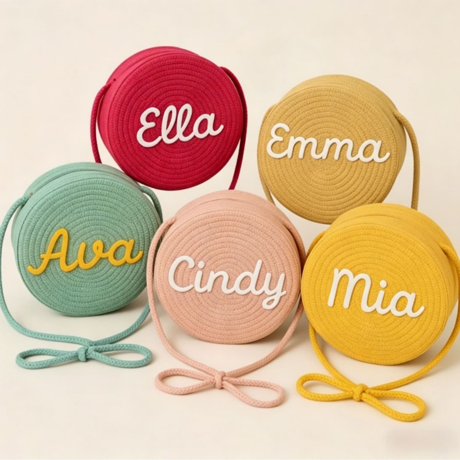 Children's Straw Beach Shell Bag, Summer New Style for Girls, Fashionable Crossbody Small Bag for Seaside and Beach