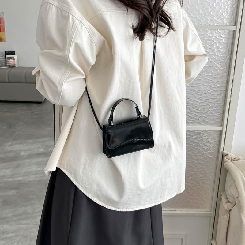 Trendy Versatile Handbag for Women 2026 New Style Shoulder Crossbody Bag Fashion Textured Solid Color Small Square Bag