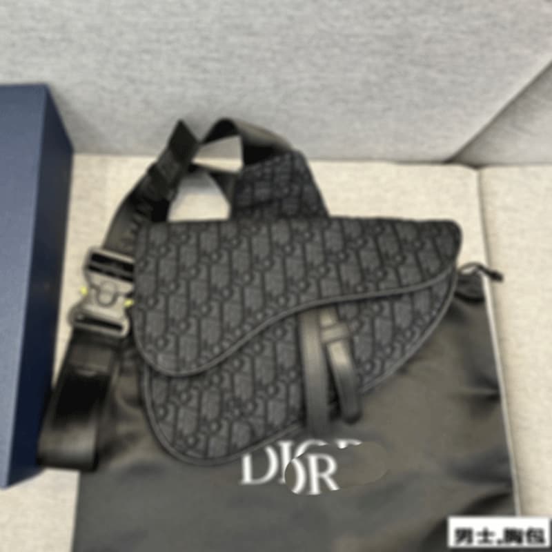 2026 New Saddle Bag Men's Chest Bag Monogram Black Crossbody Bag Canvas Embroidered Crossbody Men's Bag Versatile