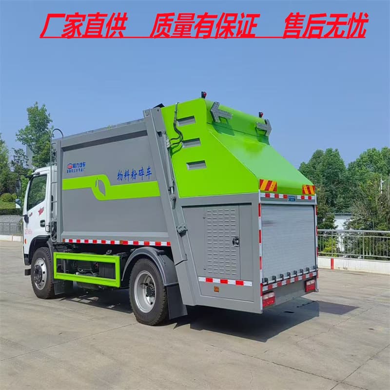 Large Branch Crushing Truck - Efficient Processing of Branches, Trunks, and Other Wood Materials, 6/10/12 Cubic Meter Models for Export