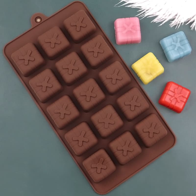 Sugar Castle 15-piece gift box silicone chocolate mold, handmade DIY cookie candy mold, essential oil soap mold