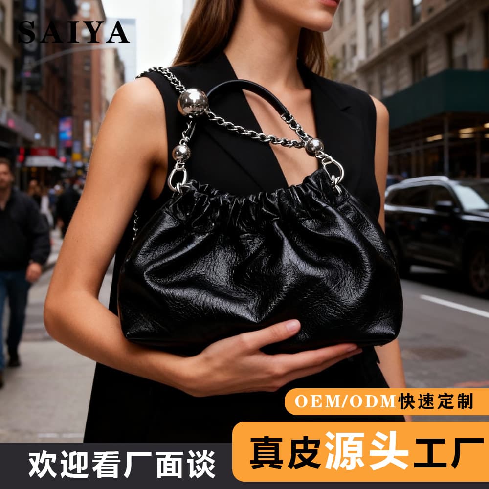 K006 New European and American Style High-End Genuine Leather Light Luxury Black Fashion Cloud Bag for Women, Light Luxury Niche Style Crossbody Bag