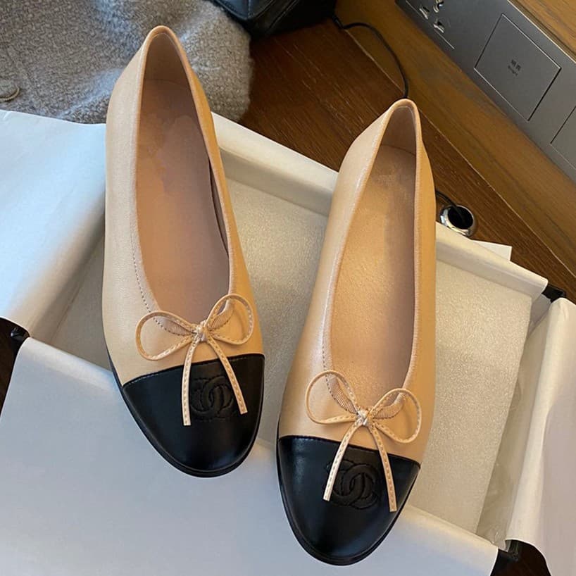 Chanel-style flat ballet shoes for women, premium lambskin, bow detail, low heel, slip-on design