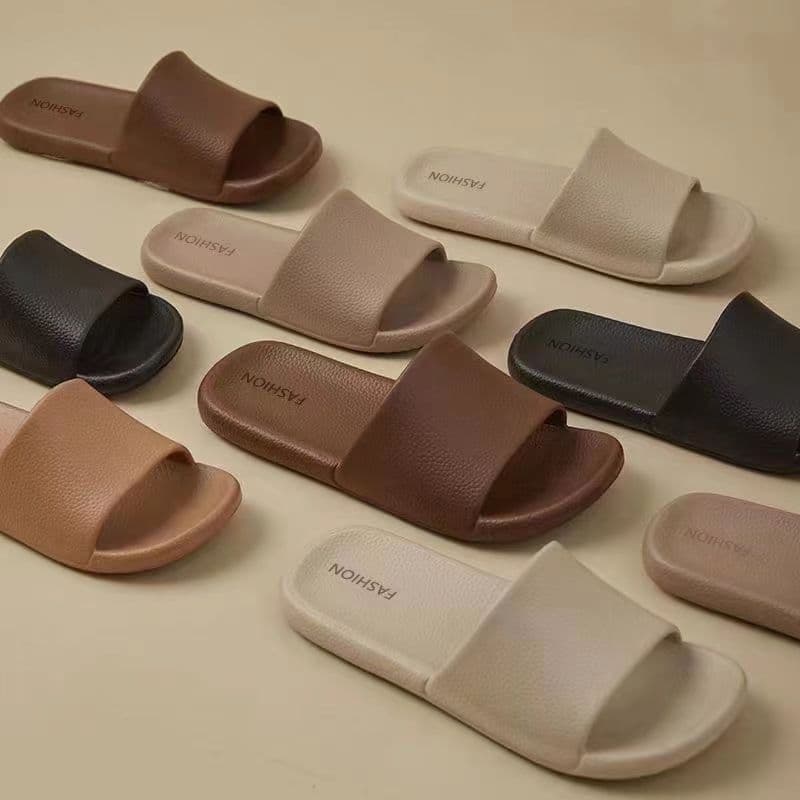 Cloud-Like Slippers Women 2024 New Summer Sandals Men Anti-Slip Bathroom Hotel Couple Home Soft Sole