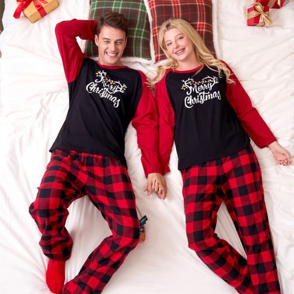 European and American Cross-Border Couple Style Letter Print Comfortable Simple Casual Round Neck Red Plaid Pants Home Wear Pajamas Set